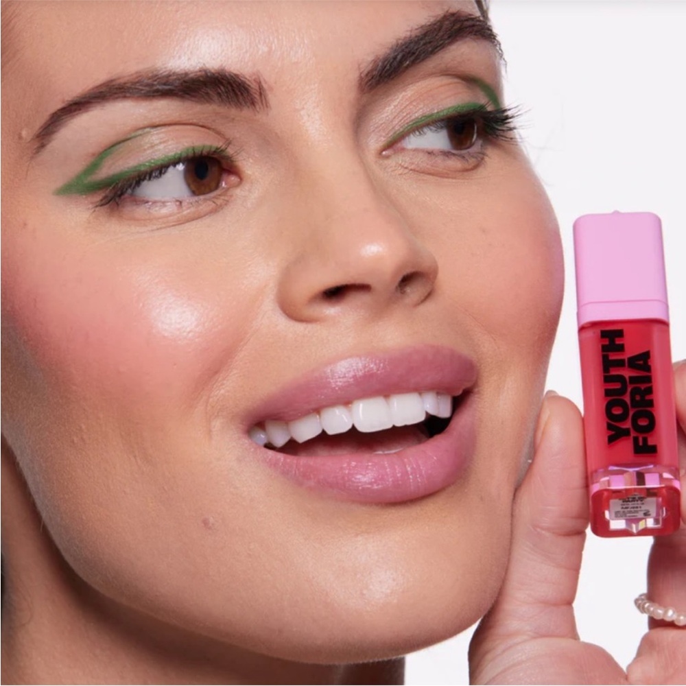 Youthforia BYO Blush oil